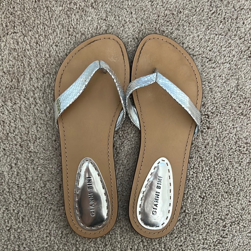 Gianni Bini Silver Sandals - Women’s 9.5